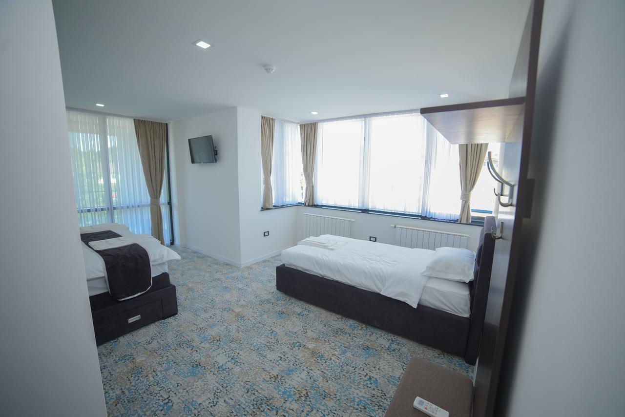 Motel Grand Velika Kladusa Ngoại thất bức ảnh